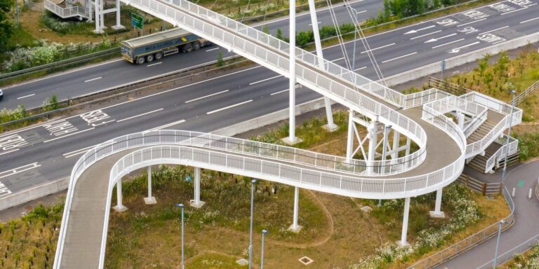 A45 Rushden Lakes Footbridge2